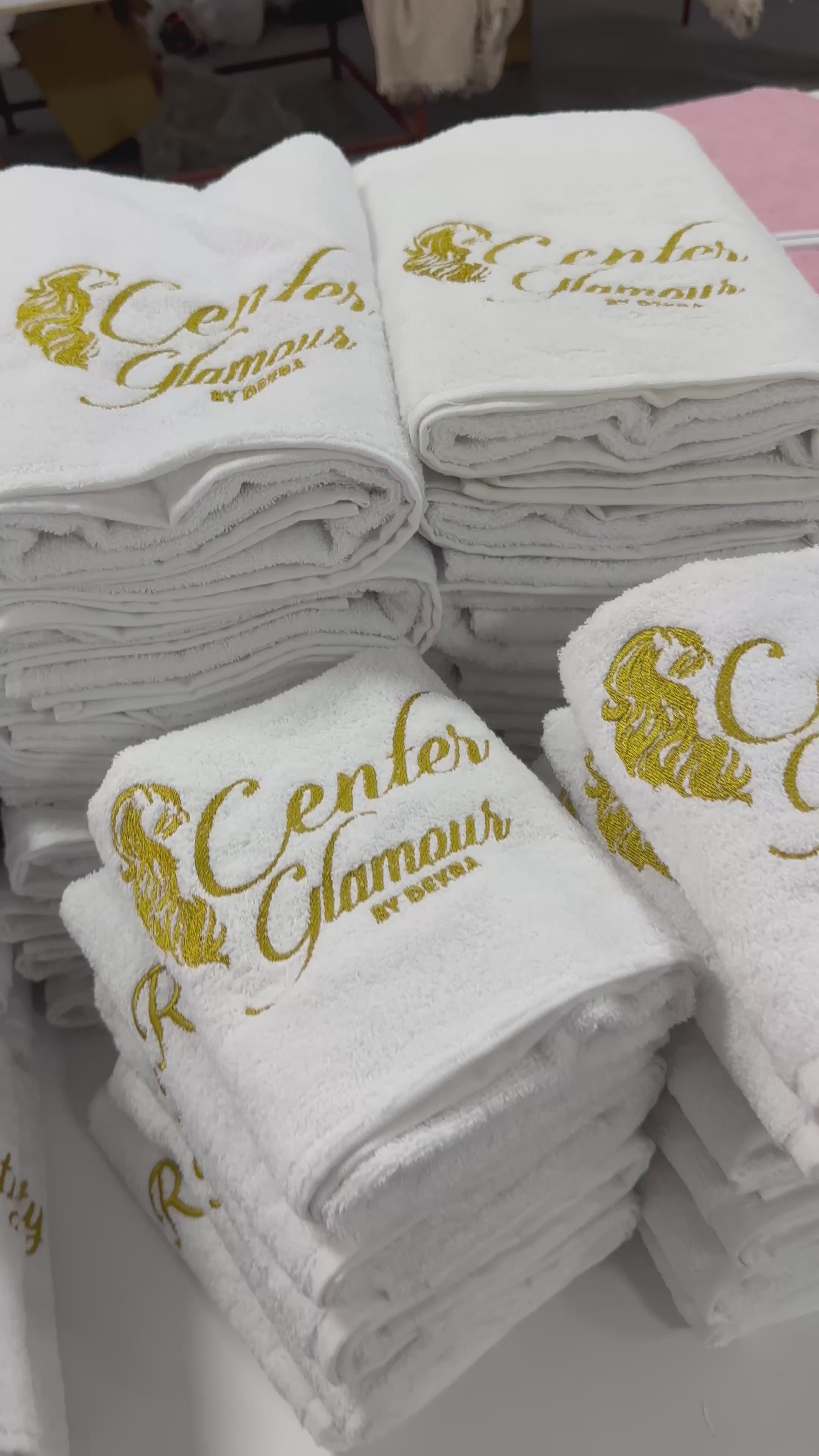 Havlu Setinde Kampanya - Logo Nakışlı 30 Parça Set