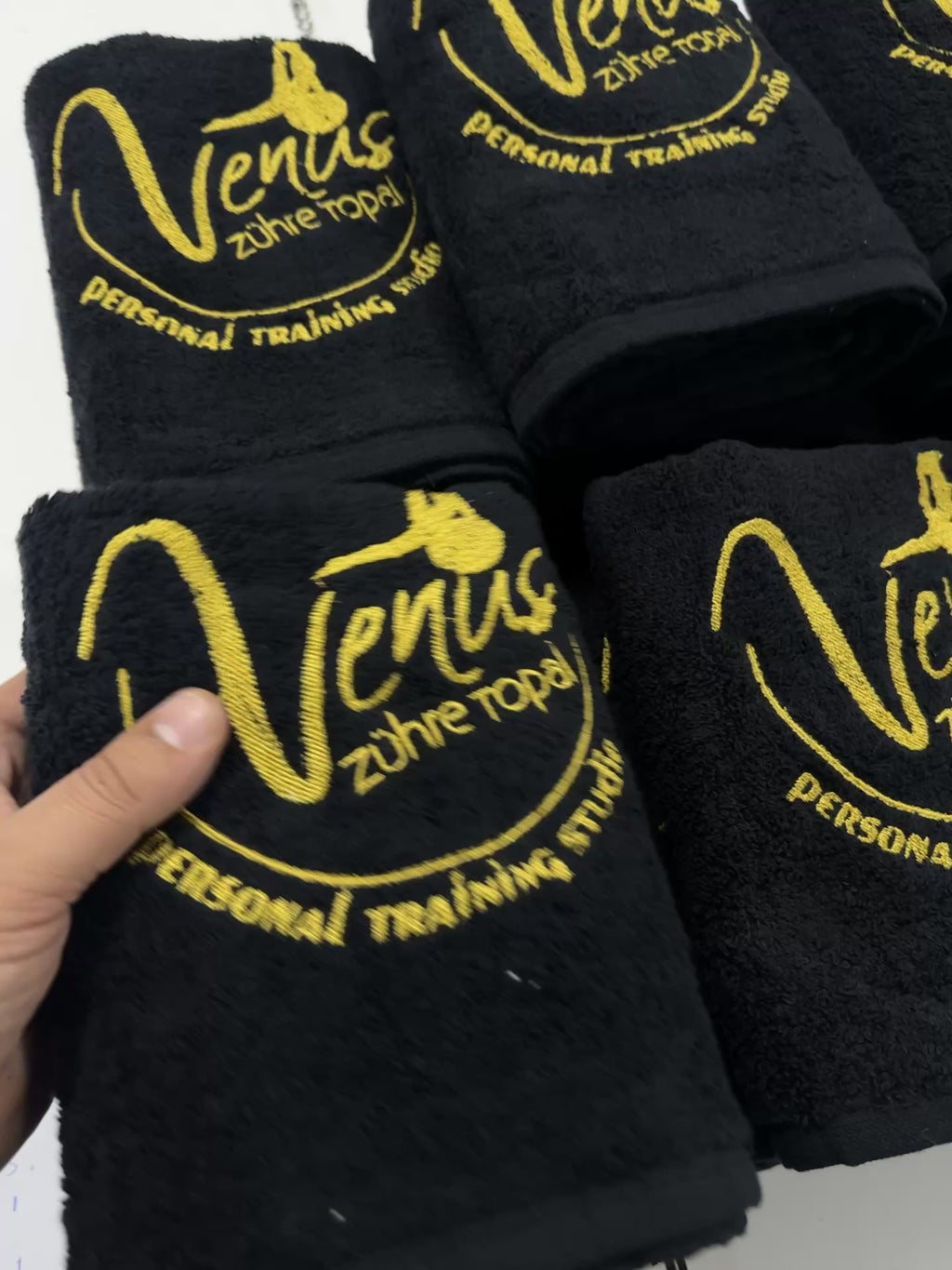 Havlu Setinde Kampanya - Logo Nakışlı 30 Parça Set